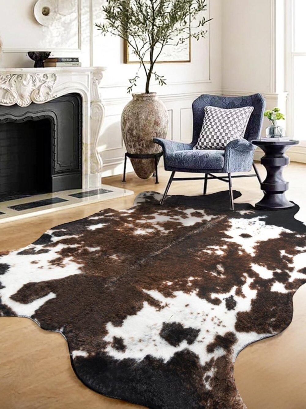 Faux Cowhide Rug, Fluffy Fur 4.6x5.2 Feet Washable Cow Print Rug for Living Room